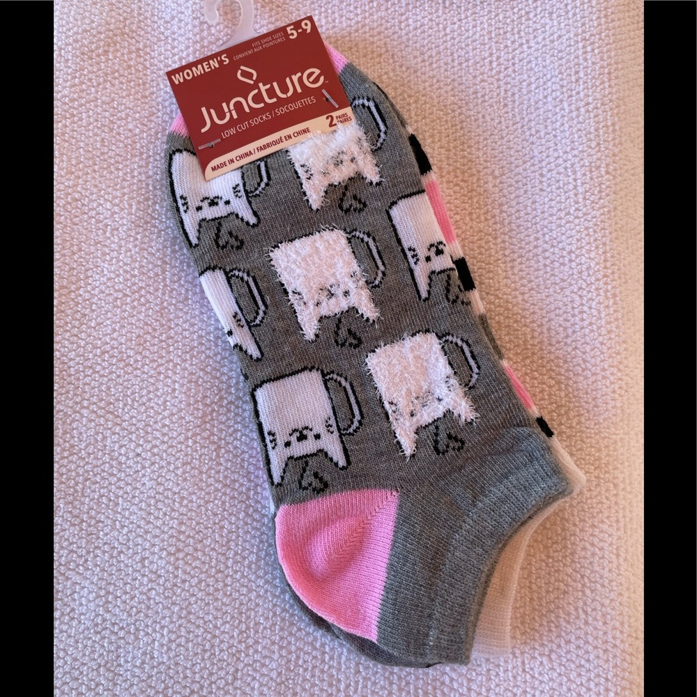Socks. 2 Pairs, One Cat Print, One Stripe. Size 5-9. NWT
